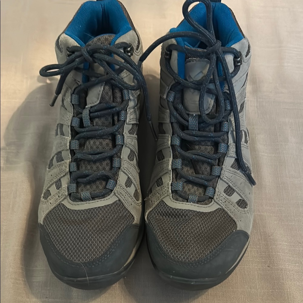 Columbia Gray and Blue Athletic Shoes with Mesh Design